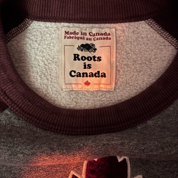 Roots Gray and Maroon Crewneck Sweater - Picture 2 of 3